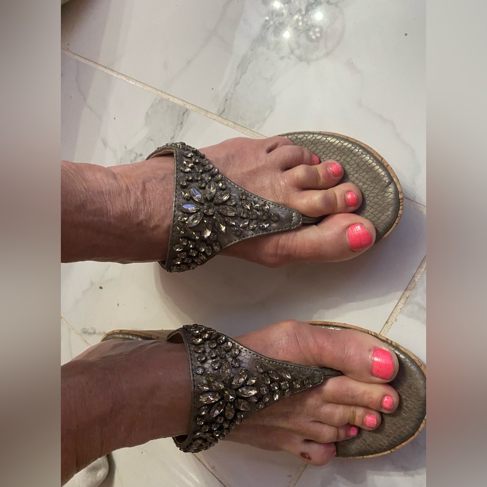 Wedge heel with bling bling
